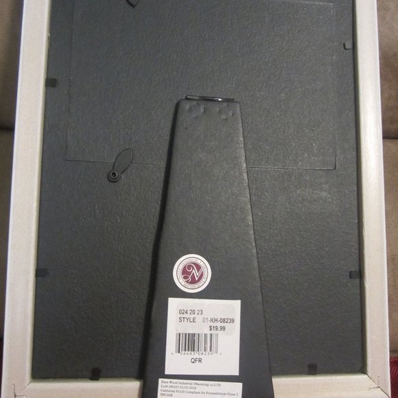 Wall Art with 4 x6 photo opening - Picture 2 of 3